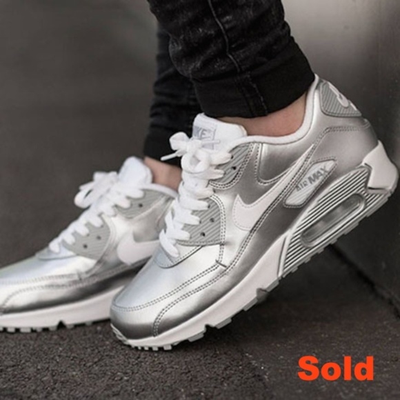 Nike Shoes - Women's/Girls Nike Air Max 90 Sz 7y/8.5w